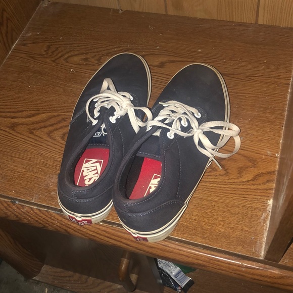 Shoes - Picture 3 of 3